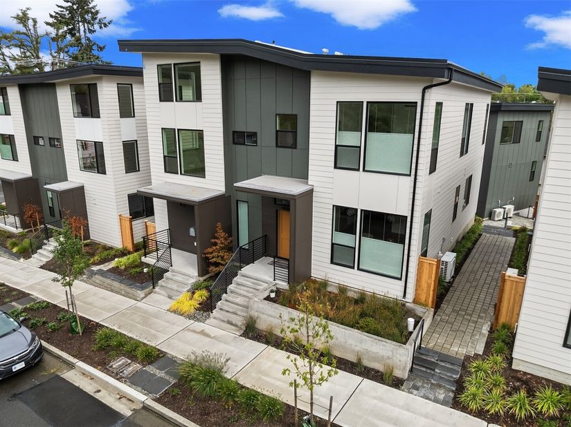 4106 30th Avenue S, Seattle WA 98108
