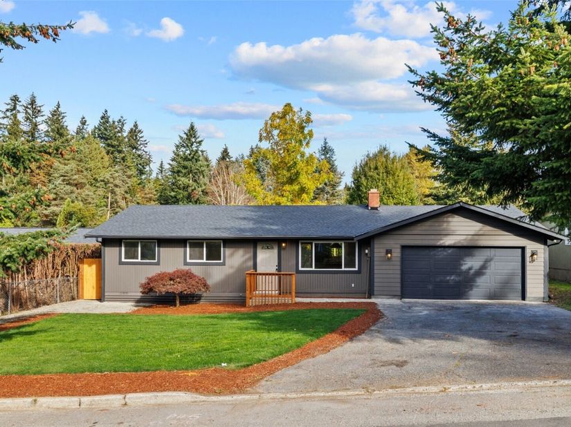 12418 SE 202nd Place, Kent WA 98031