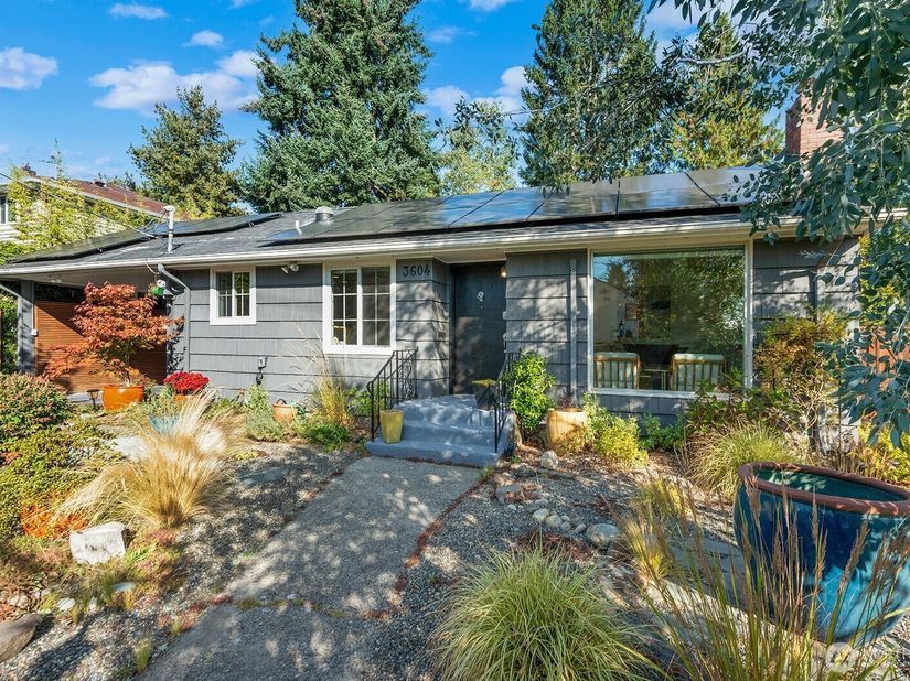 3604 SW Thistle Street, Seattle WA 98126