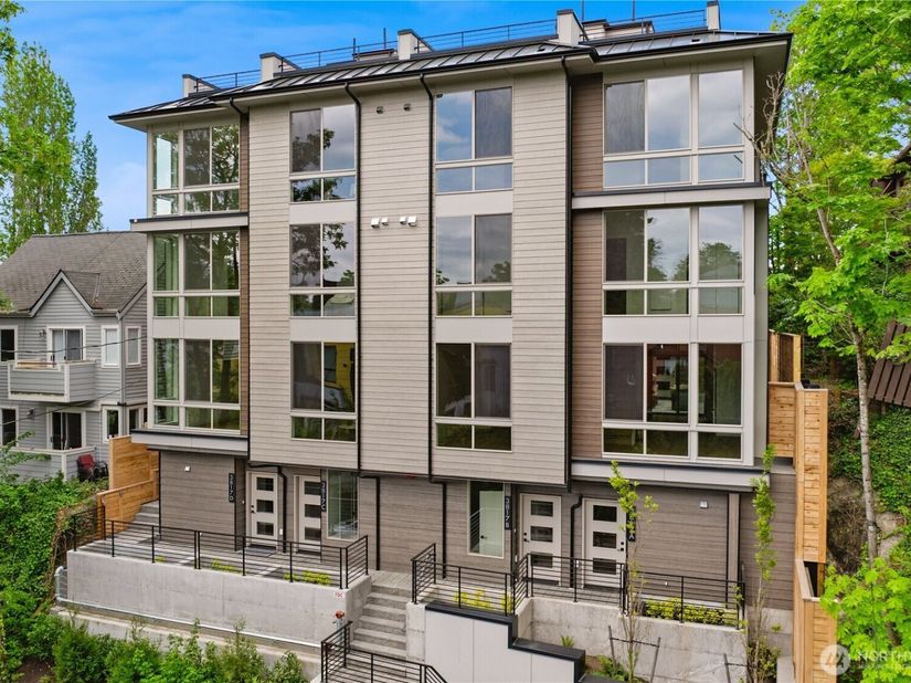 3819 A Fremont Avenue N, Seattle WA 98103