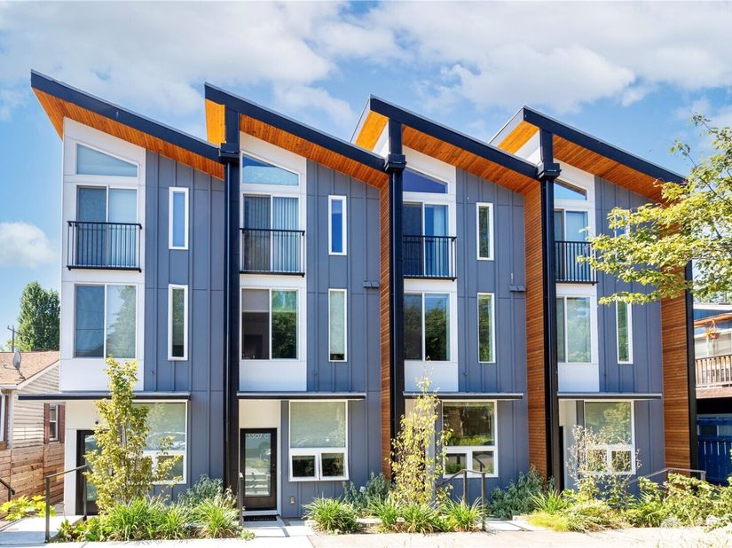 3307 Wetmore Avenue S B, Seattle WA 98144