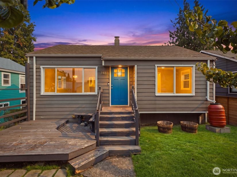 748 S Kenyon Street, Seattle WA 98108