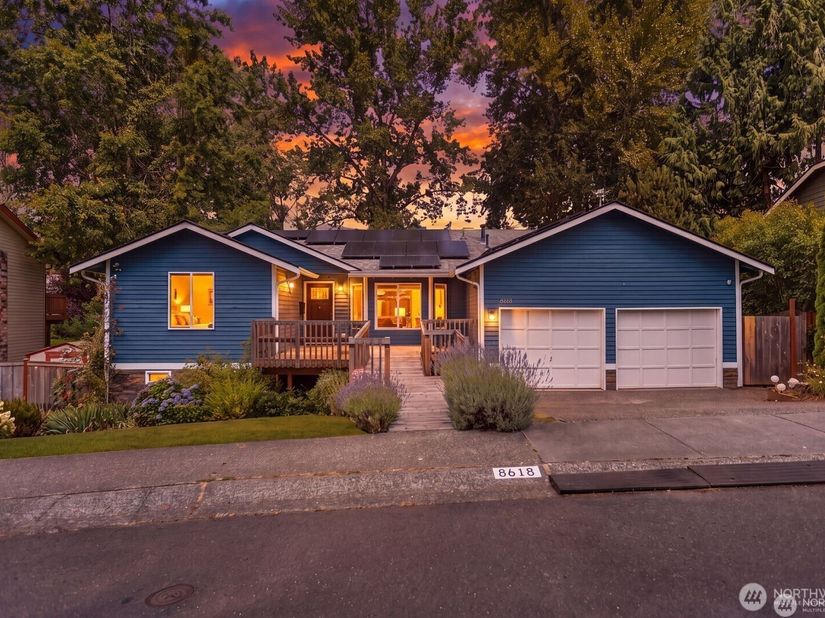8618 NE 143rd Street, Kirkland WA 98034