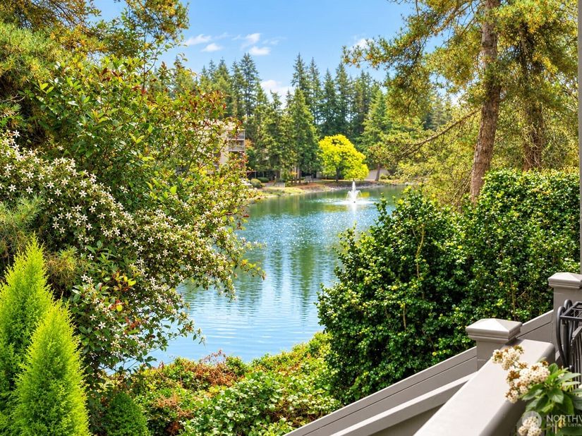 6356 138th Avenue NE 211, Redmond WA 98052