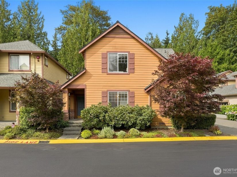 10765 221st Lane NE 17, Redmond WA 98053