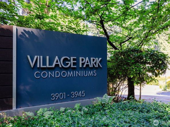3921 108th Avenue NE 201A, Bellevue WA 98004