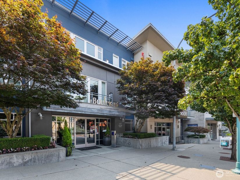 375 Kirkland Avenue 329, Kirkland WA 98033