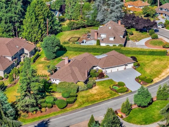 15403 NE 144th Place, Woodinville WA 98072