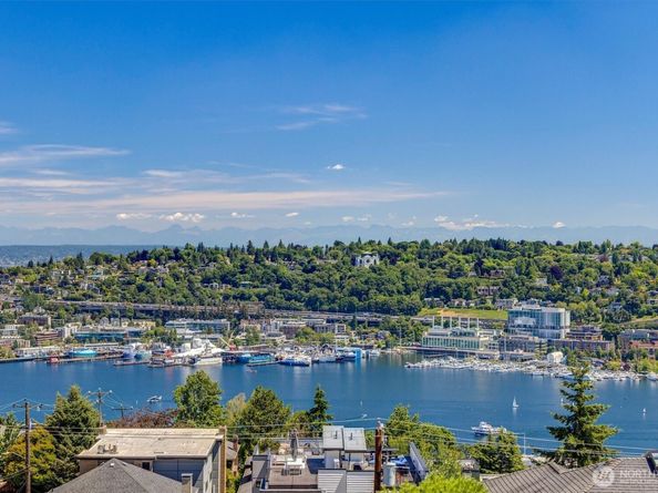 1518 4th Avenue N, Seattle WA 98109