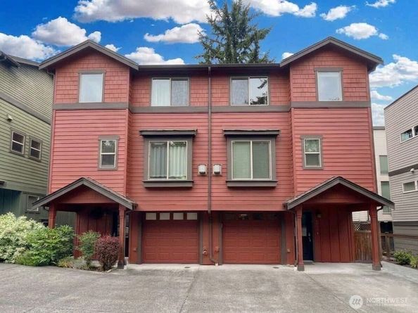 2138 N 113th Street B, Seattle WA 98133