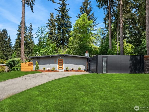 15634 SE 8th Street, Bellevue WA 98008