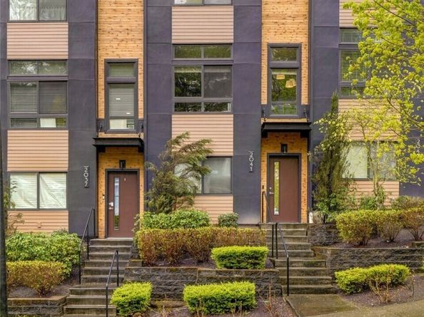 2041 NW Talus Drive 6, Issaquah WA 98027