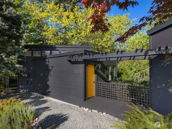 1506 E Horizon Drive