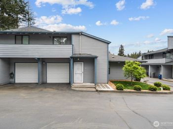 1826 S 330th