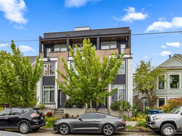 2440 NW 60th Street B, Seattle WA 98107