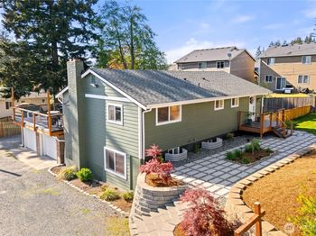 469 Hoquiam Avenue NE
