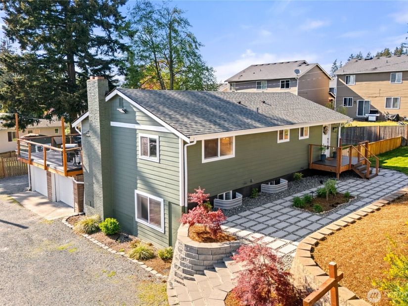 469 Hoquiam Avenue NE, Renton WA 98059