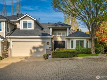 102 8th Lane