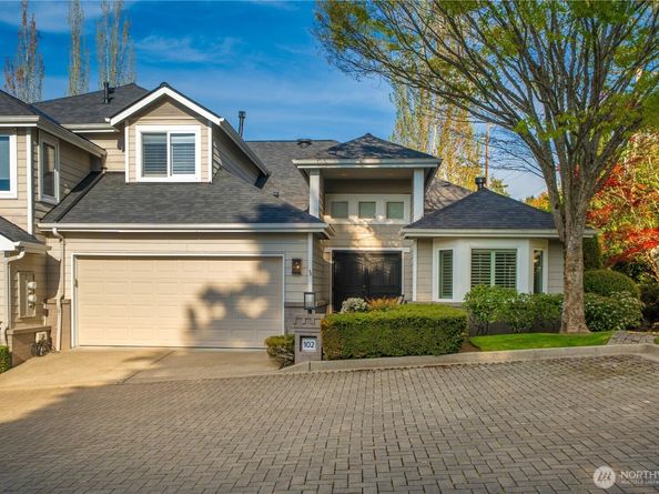 102 8th Lane 102, Kirkland WA 98033
