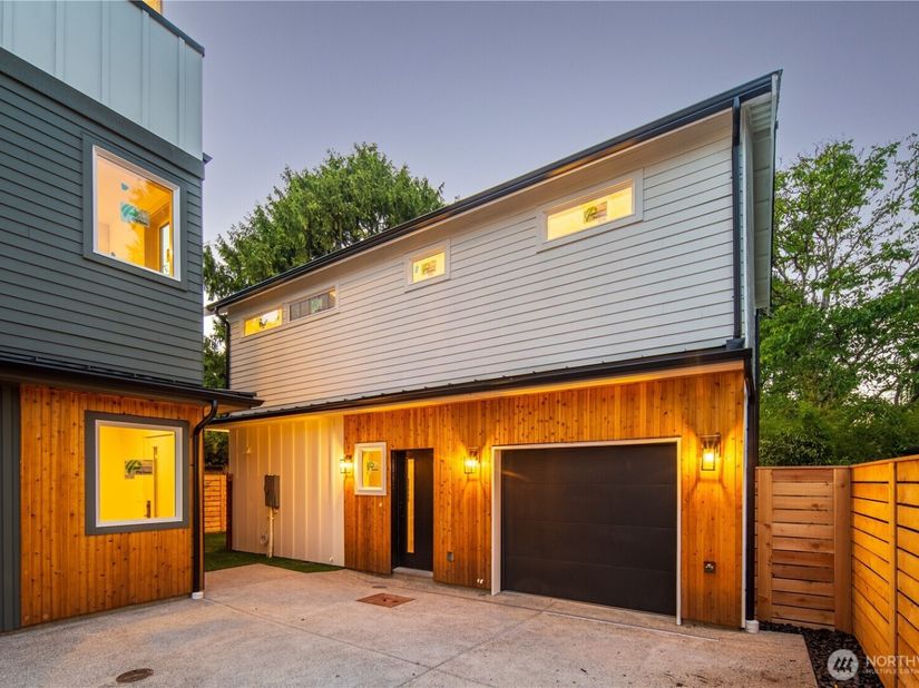 2650 NW 95th Street, Seattle WA 98117