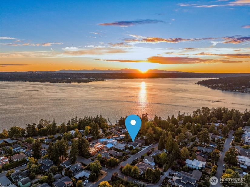 615 & 617 13th Avenue W, Kirkland WA 98033
