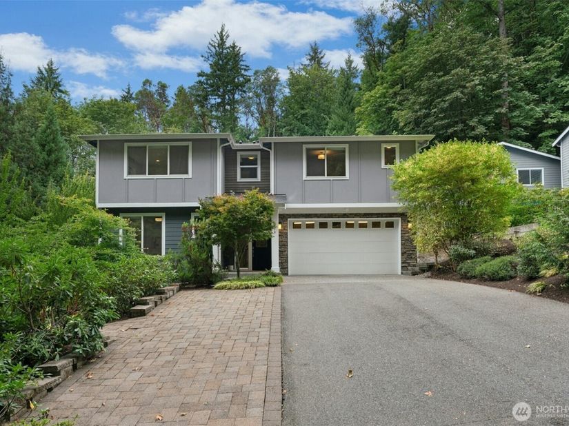 6814 NE 129th Street, Kirkland WA 98034