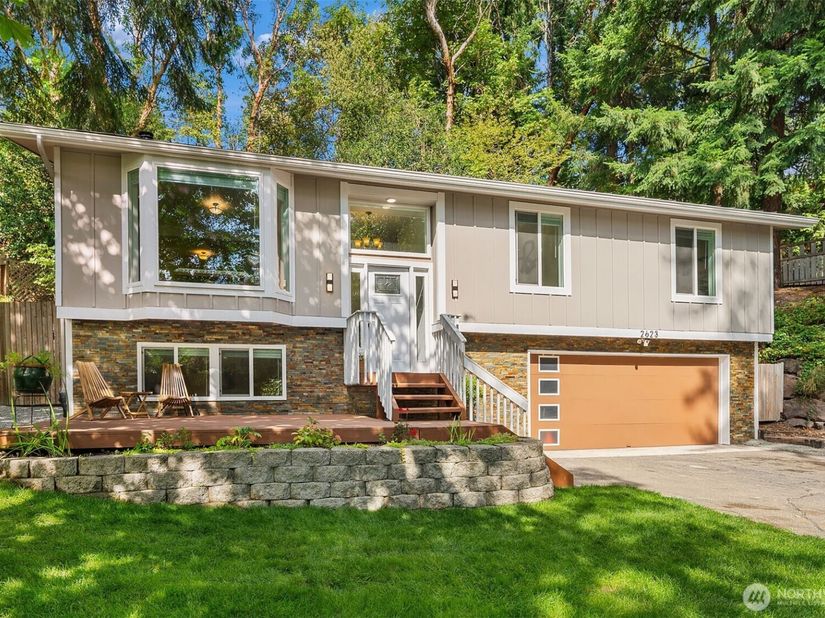 2623 124th Place NE, Bellevue WA 98005