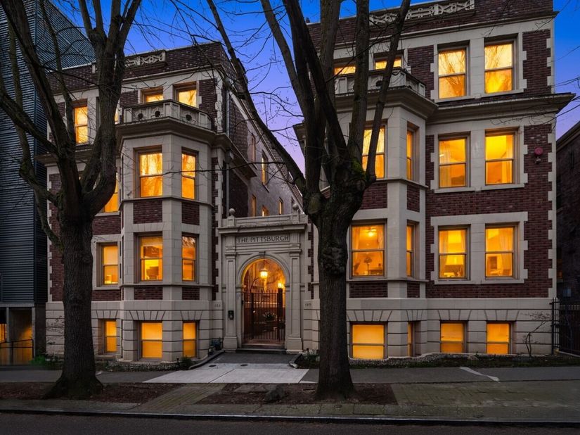 129 Warren Avenue N G, Seattle WA 98109