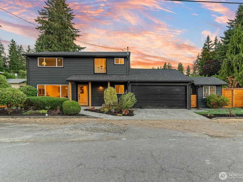 16301 Wallingford Avenue N, Shoreline WA 98133