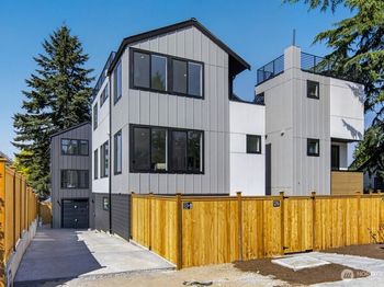 1216 NE 100th Street
