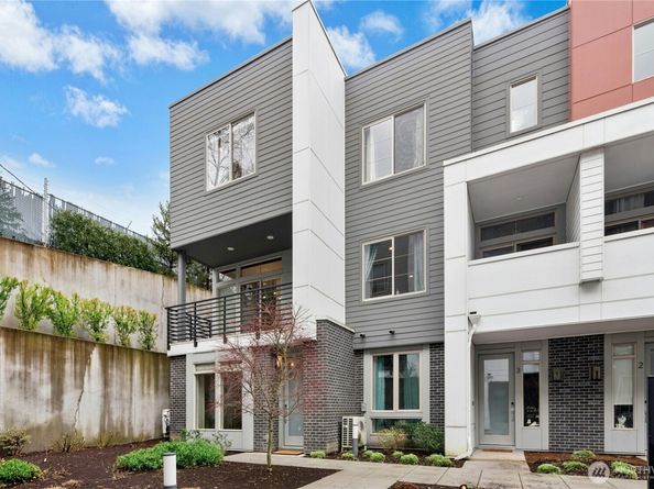 11416 117th Lane NE E004, Kirkland WA 98034