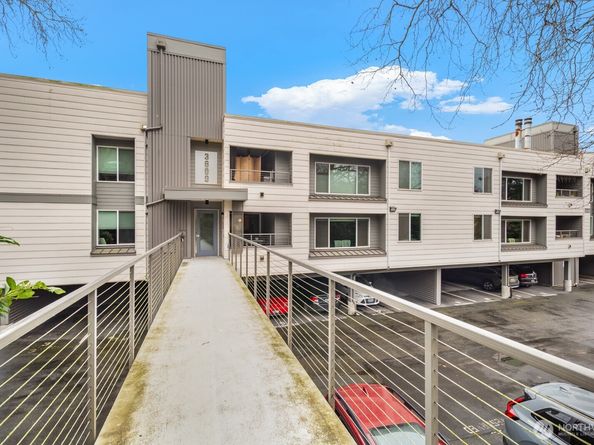 3609 14th Avenue W 207, Seattle WA 98119