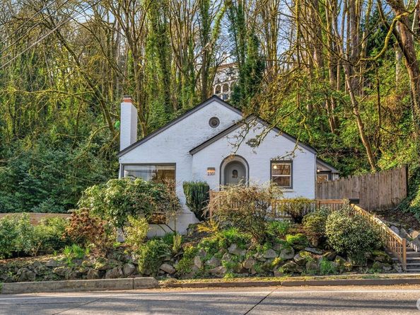 2301 Delmar Drive E, Seattle WA 98102