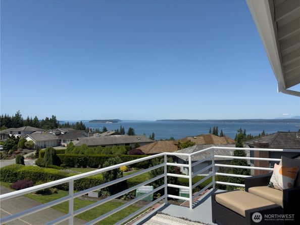 1621 Edgemoor Lane, Everett WA 98203