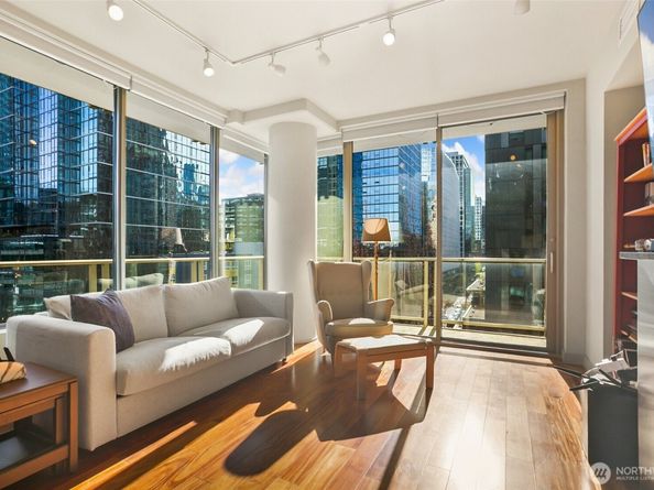 910 Lenora Street 903, Seattle WA 98121