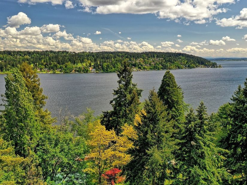 5035 NE 178th Street, Lake Forest Park WA 98155