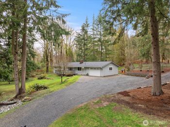 13425 N Echo Lake Road