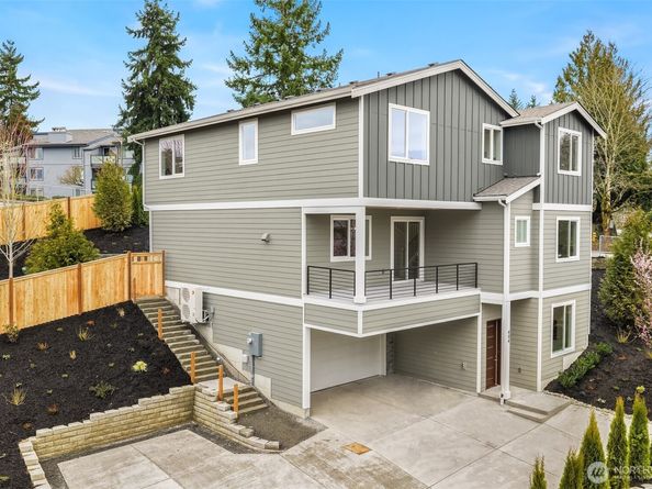 404 Edmonds Ave NE, Renton WA 98056