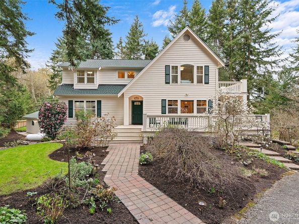 24801 Hillbend Lane NE, Kingston WA 98346