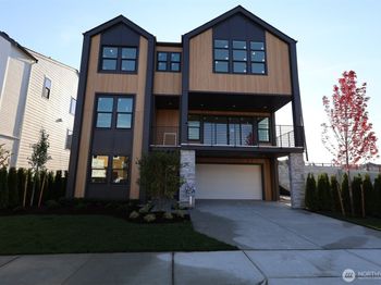 8428 137th Avenue SE