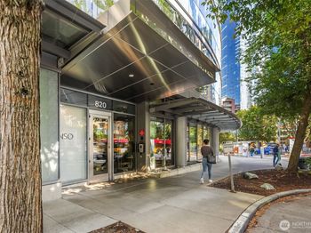 820 Blanchard Street