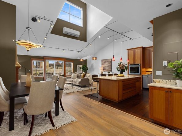 526 1st Avenue S 527, Seattle WA 98104