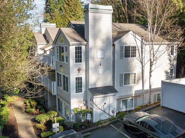 1628 118th Avenue SE F316, Bellevue WA 98005