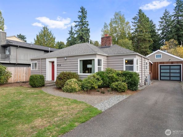 9728 45th Avenue NE, Seattle WA 98115