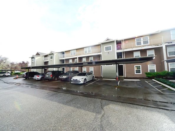 9815 Holly Drive A103, Everett WA 98204