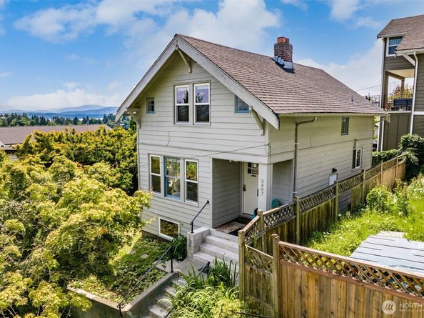 2407 E Ward Street, Seattle WA 98112