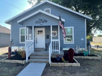 702 N Tennessee Street 