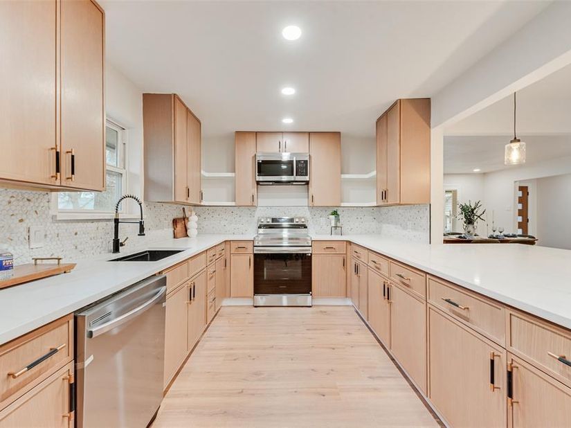 9726  Dartridge Drive , Dallas Texas 75238