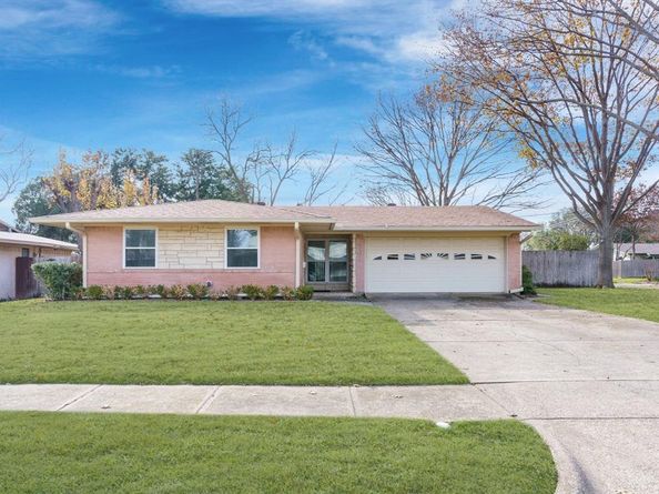 831  Warren Way , Richardson Texas 75080