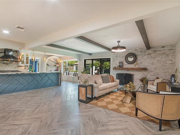 3707  Alta Vista Lane , Dallas Texas 75229